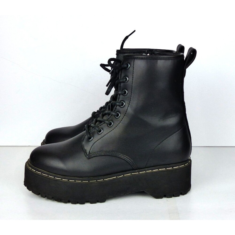 Steve Madden Bettyy Platform Combat Boots 9W Black Vegan Leather Goth Grunge